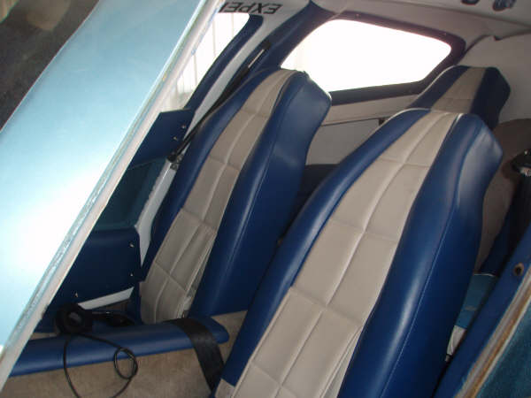 N2084D 03.JPG
