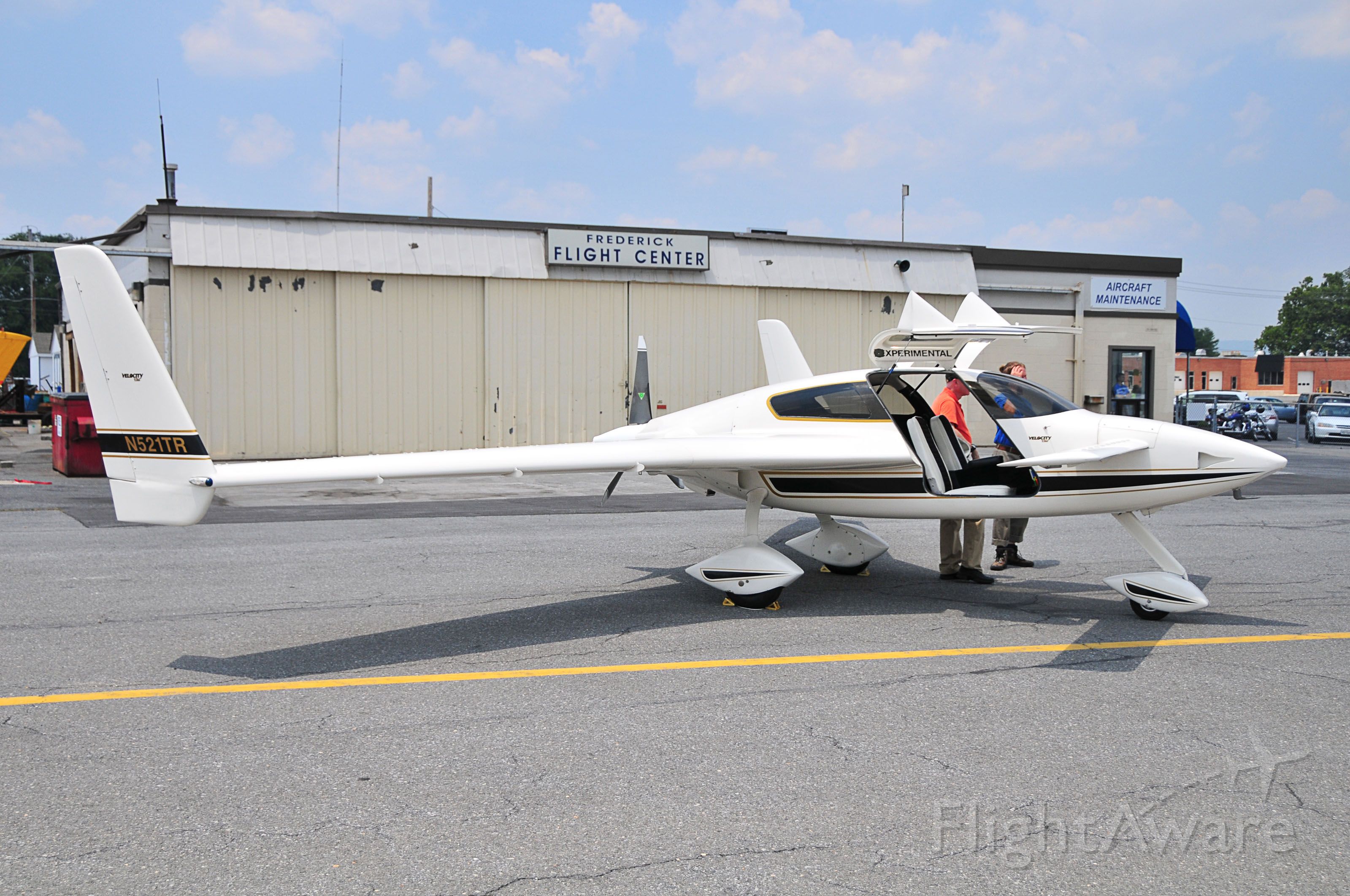 N521TR3.jpg