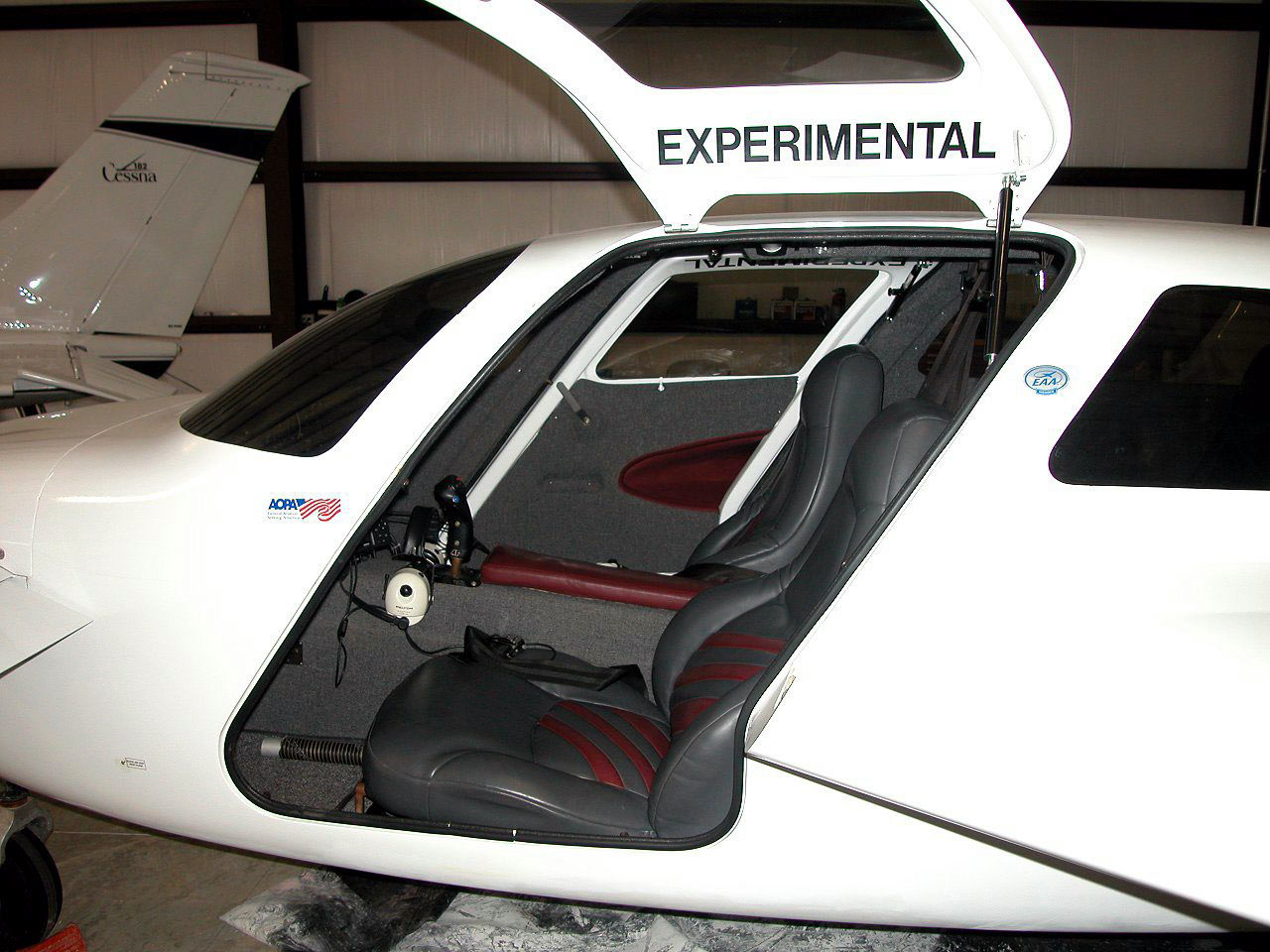 N224SM 6.jpg