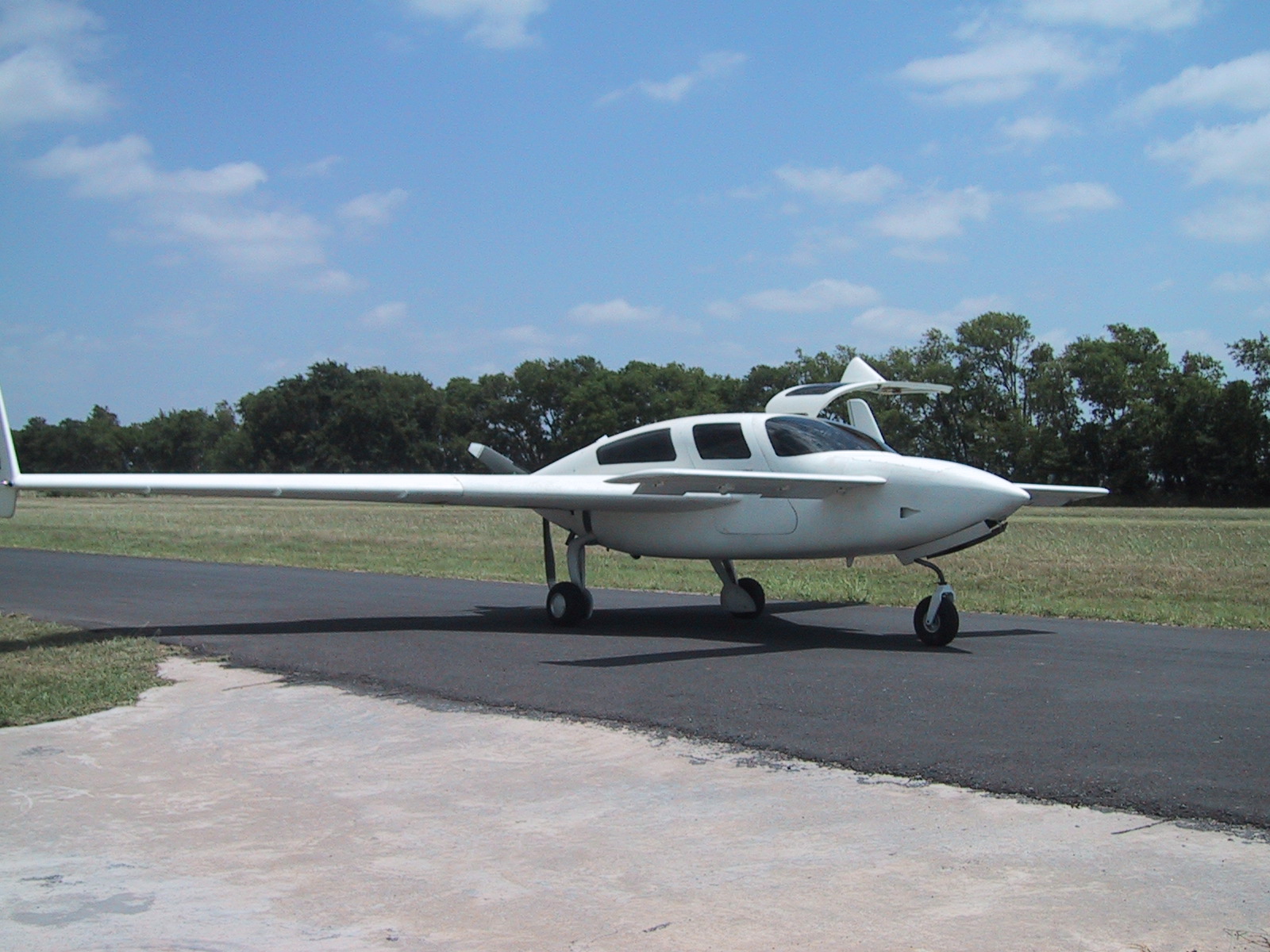 N115xl left frnt qtr.jpg