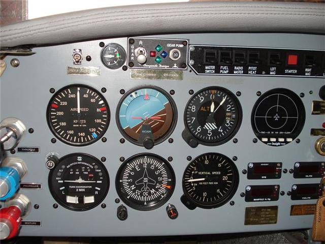 File:Unk N67AG panel.jpg