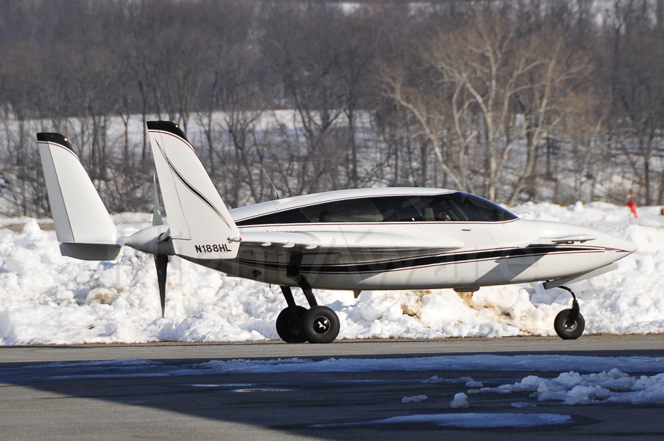 N188HL4.jpg