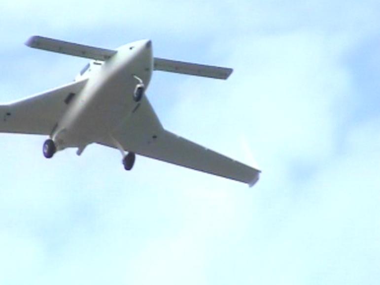 File:First Flight Low Pass3.jpg