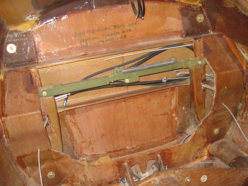 File:Hayes overcenter.jpg