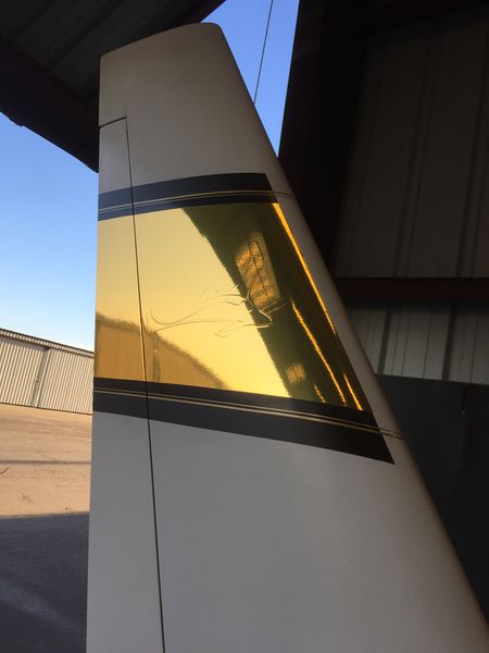 File:N333rr-ext-hanger4.jpg