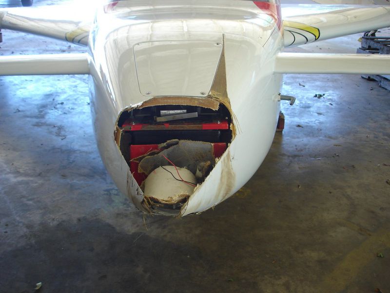File:N127DH crash4.jpg