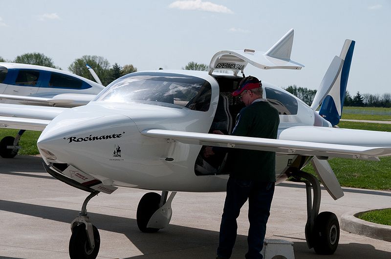 File:N821TM 3.jpg