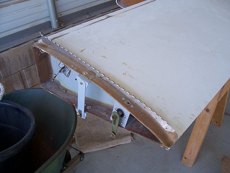 File:Craig-Johns Velocity 057.JPG